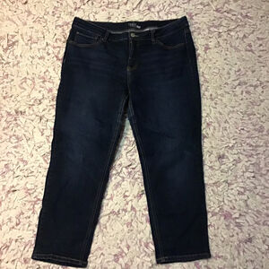 Women's Time & Tru Dark Blue Straight Leg Jeans 18P